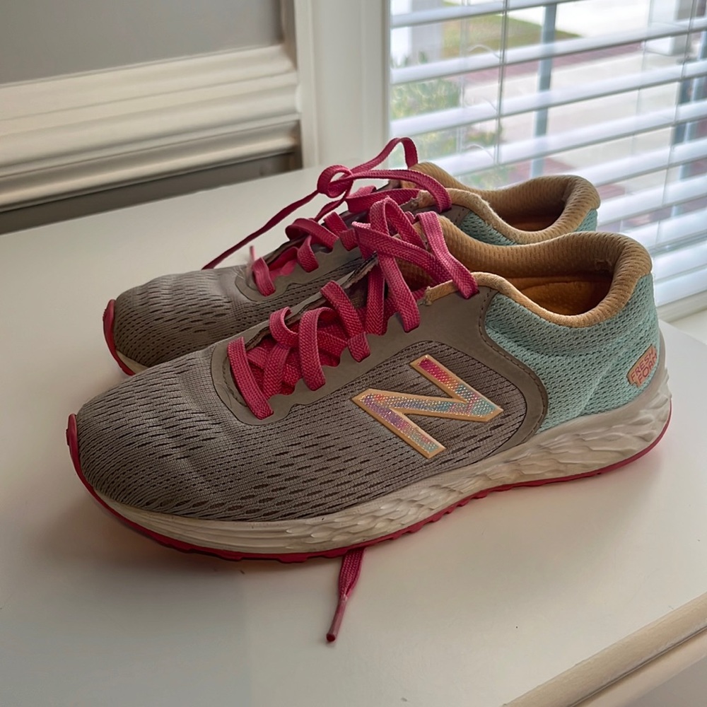 New balance girls shoes